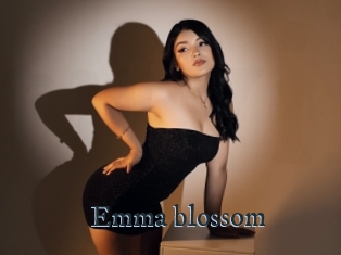 Emma_blossom